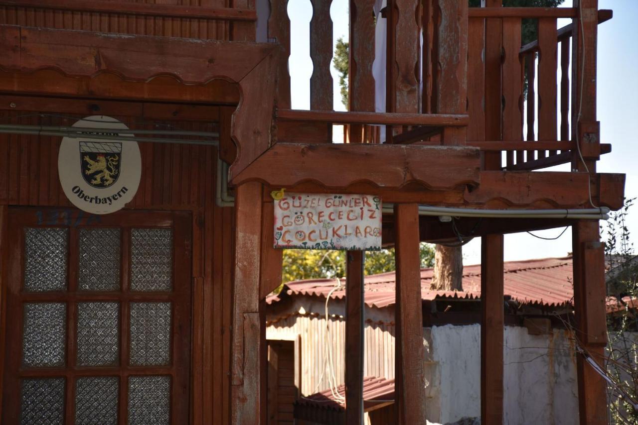 卡萨罗亚住宿加早餐旅馆 Cedit 外观 照片